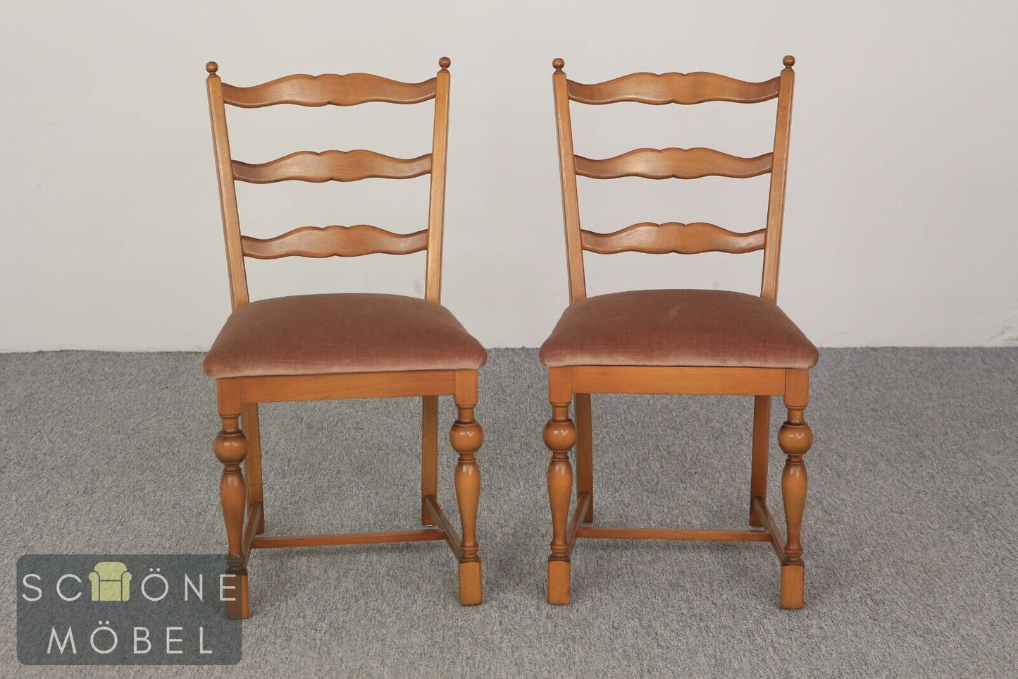 Hübscher Vintage Esszimmersuhl Landhausstil Stuhl Essstuhl Retro Chair Stühle