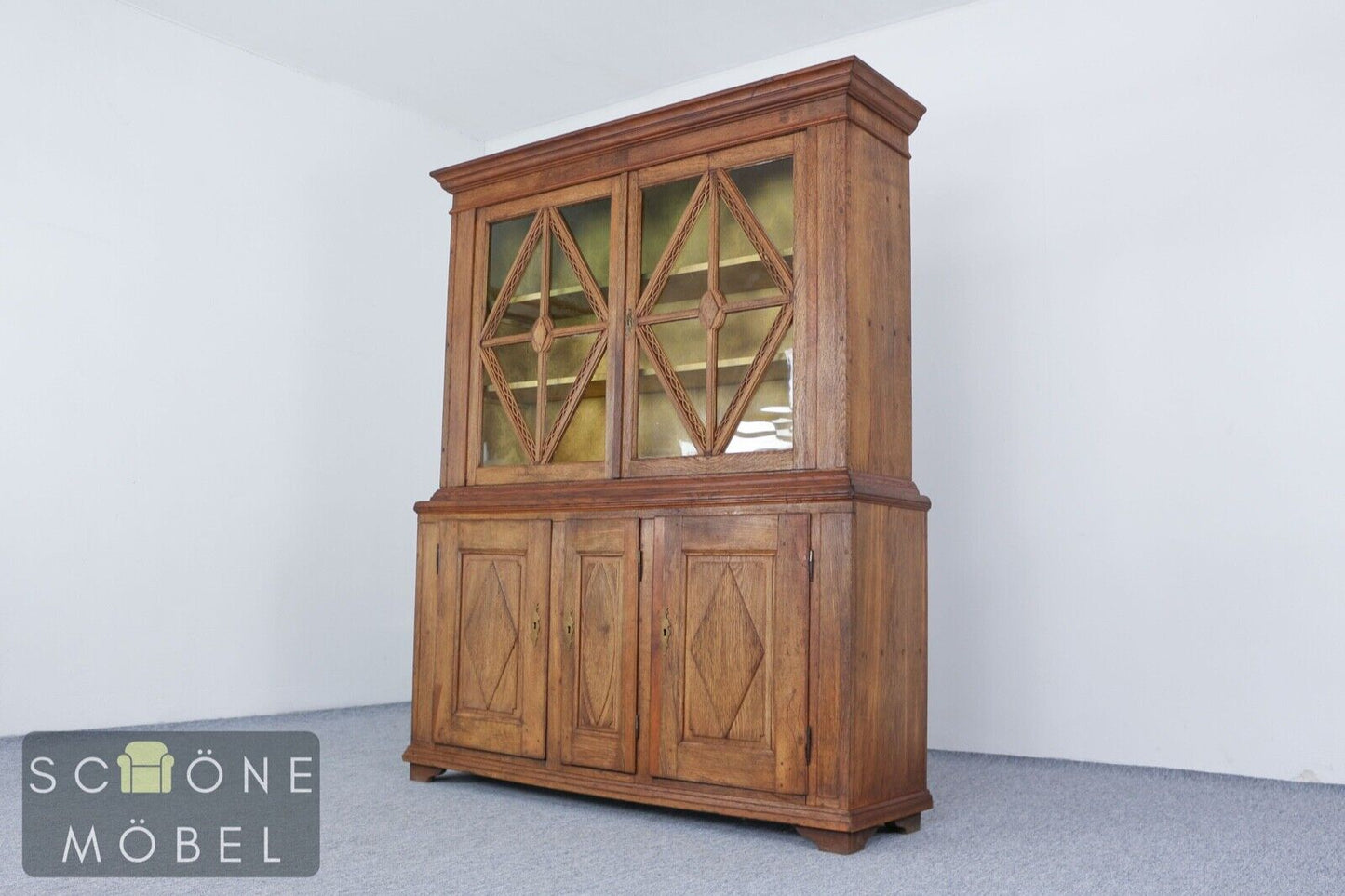 Schöne Antik Stil Vitrine Glasschrank Englisches Design Kommode Geschirrschrank