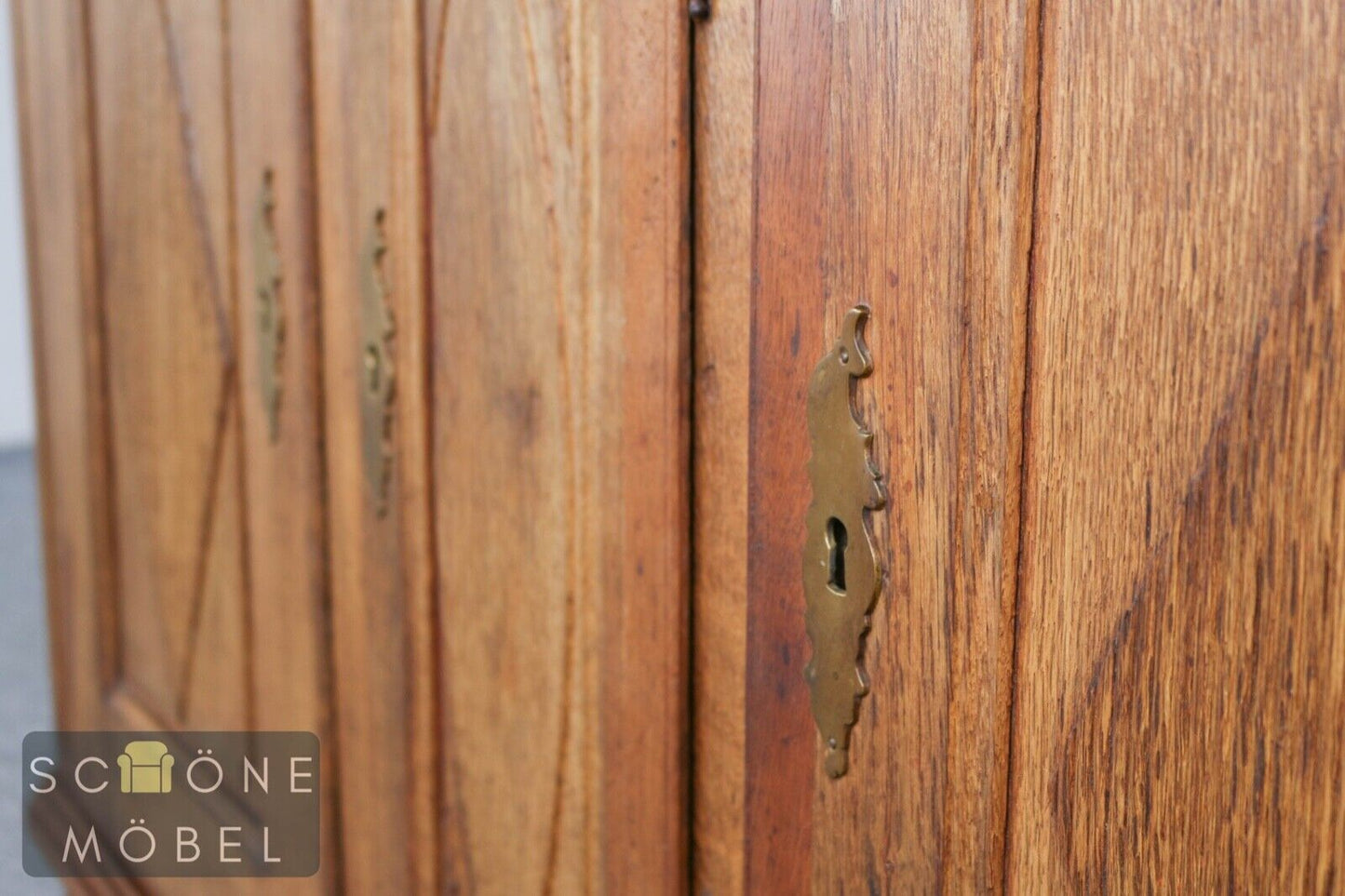 Schöne Antik Stil Vitrine Glasschrank Englisches Design Kommode Geschirrschrank