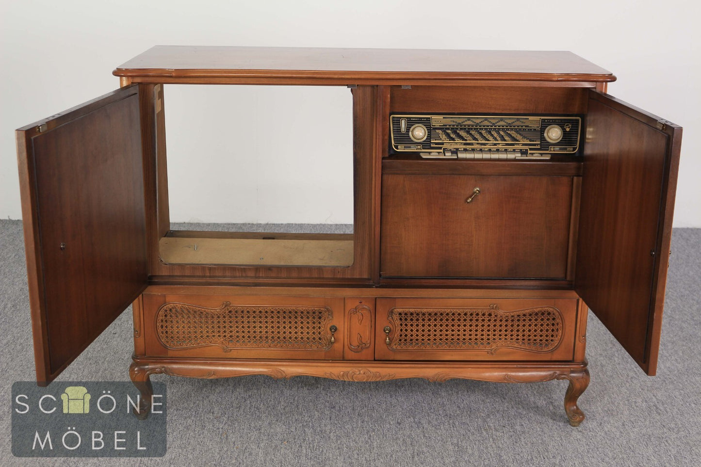 Blaupunkt Phonoschrank Virginia Typ 2530 – Retro-Design mit Radio & Plattenspiel