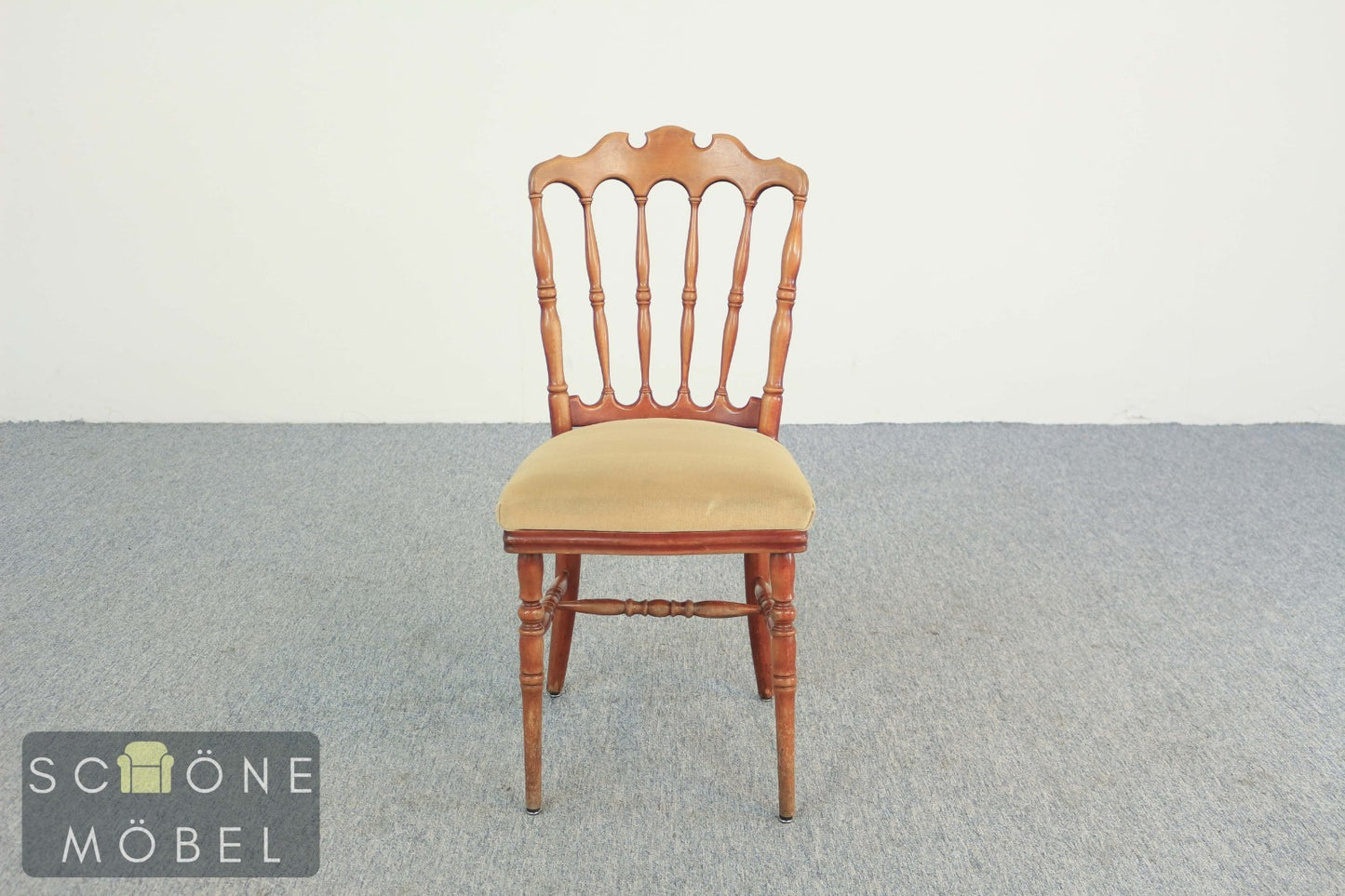Antik Kolonialstil Stuhl Vintage Holzstuhl gepolstert Spindellehne massiv