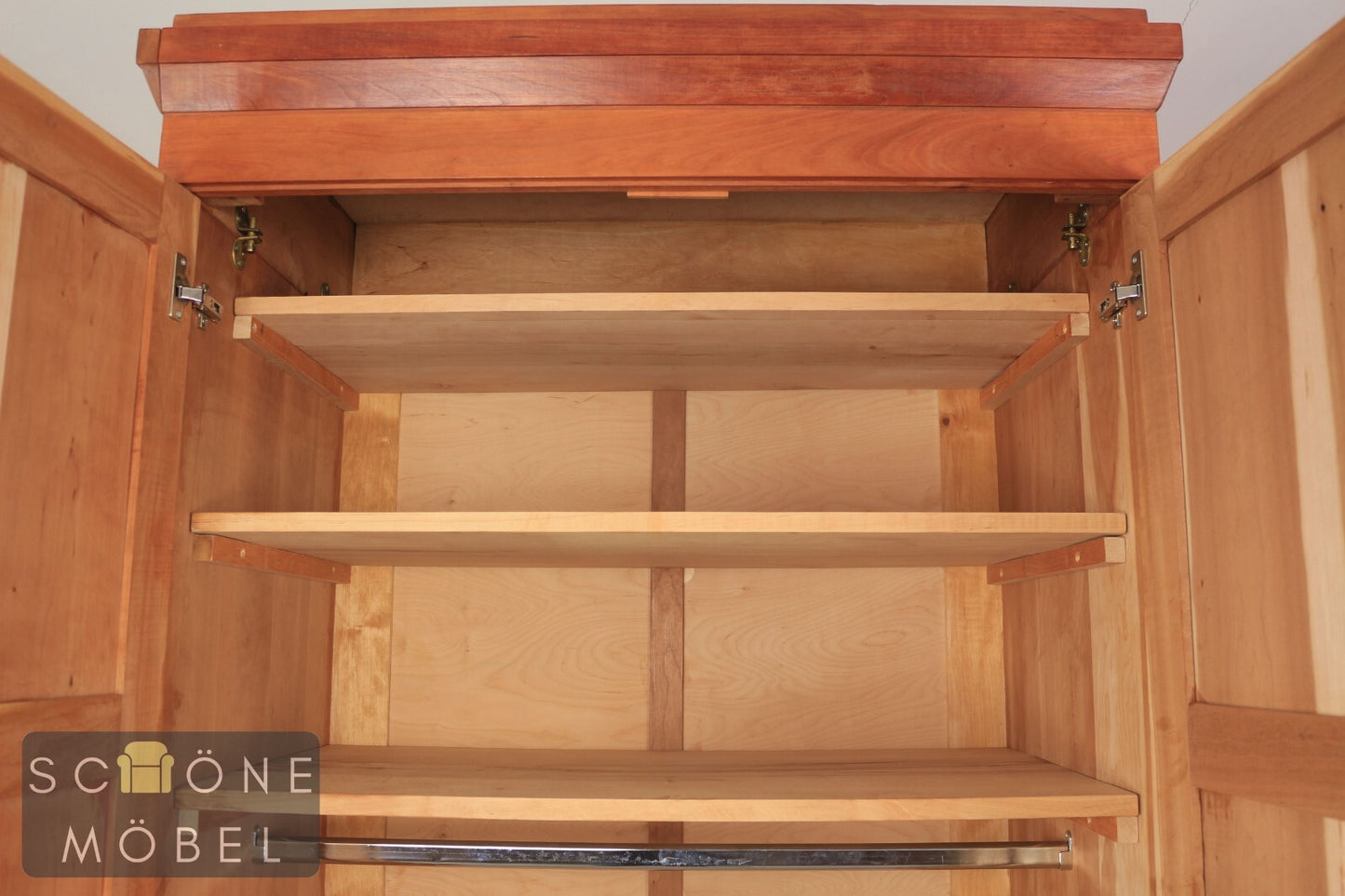 Schlichter Vintage Kleiderschrank Wäscheschrank Antik Schrank Jugendstil Art