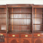Edles Mahagoni Buffet im klassischen Design Vitrine Stauraum hochwertige Schrank