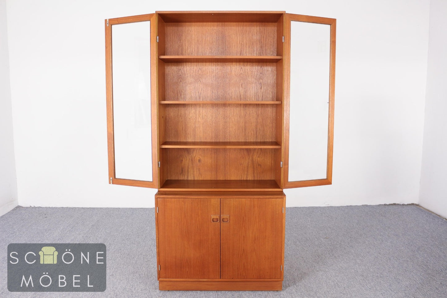 Dyrlund Teak Vitrine Danish Design Mid Century Glas Schrank Vintage Teakholz