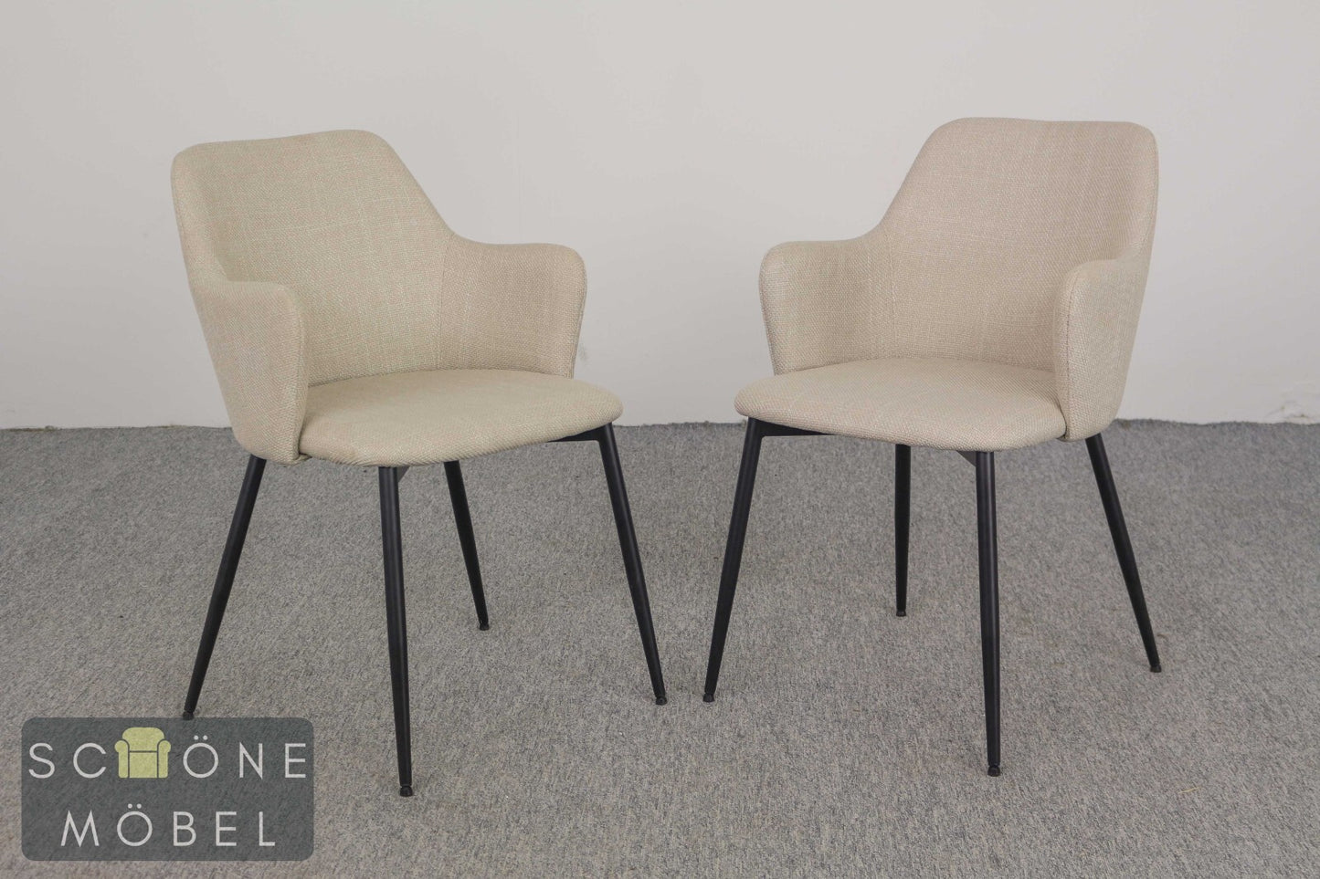 nordisch inspiriertes Armlehnstuhl Set von MID.YOU Essstuhl Vintage