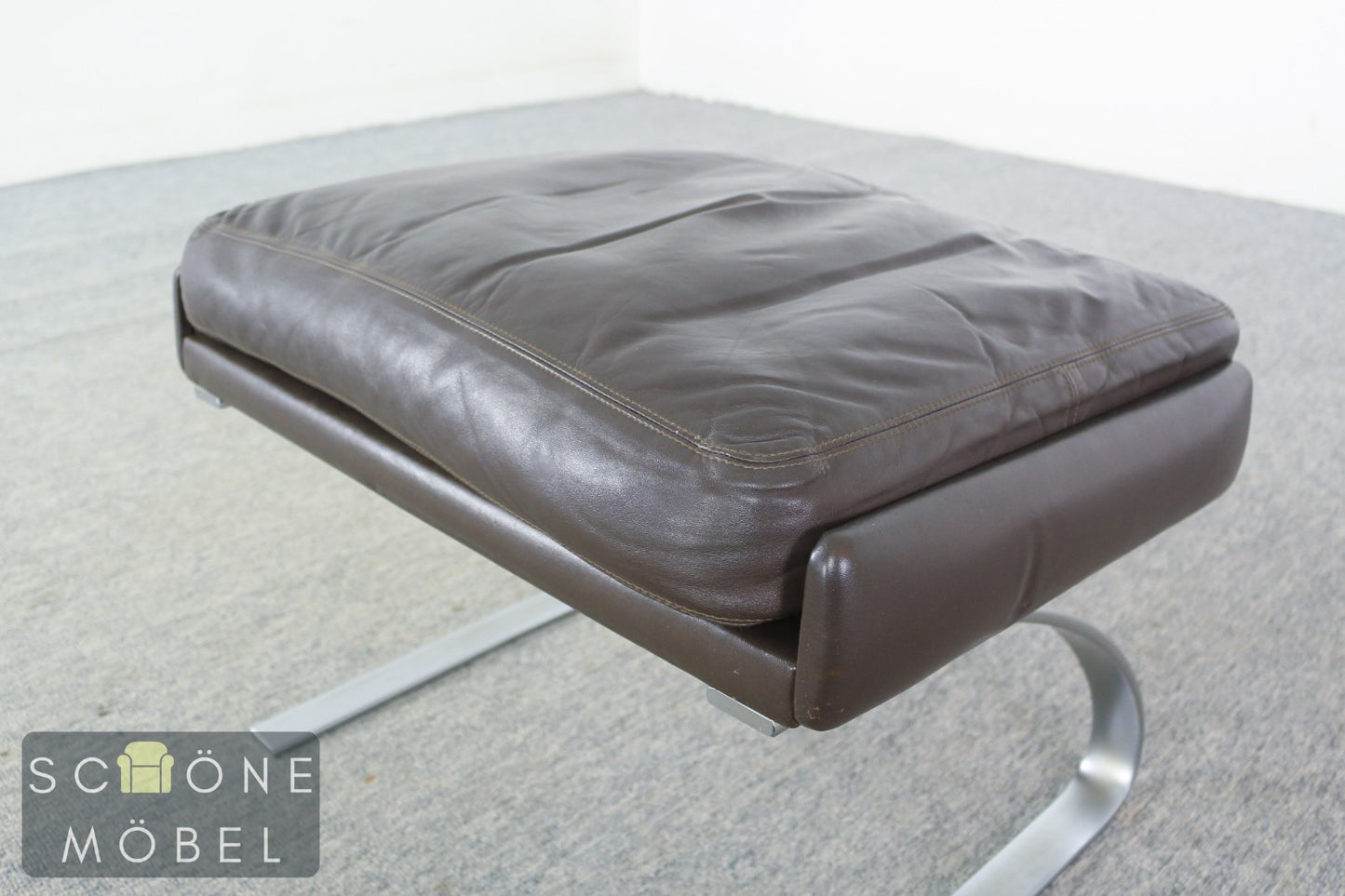 Leder Fußhocker dunkelbraun Mid-Century-inspiriert Hocker im Danish Design