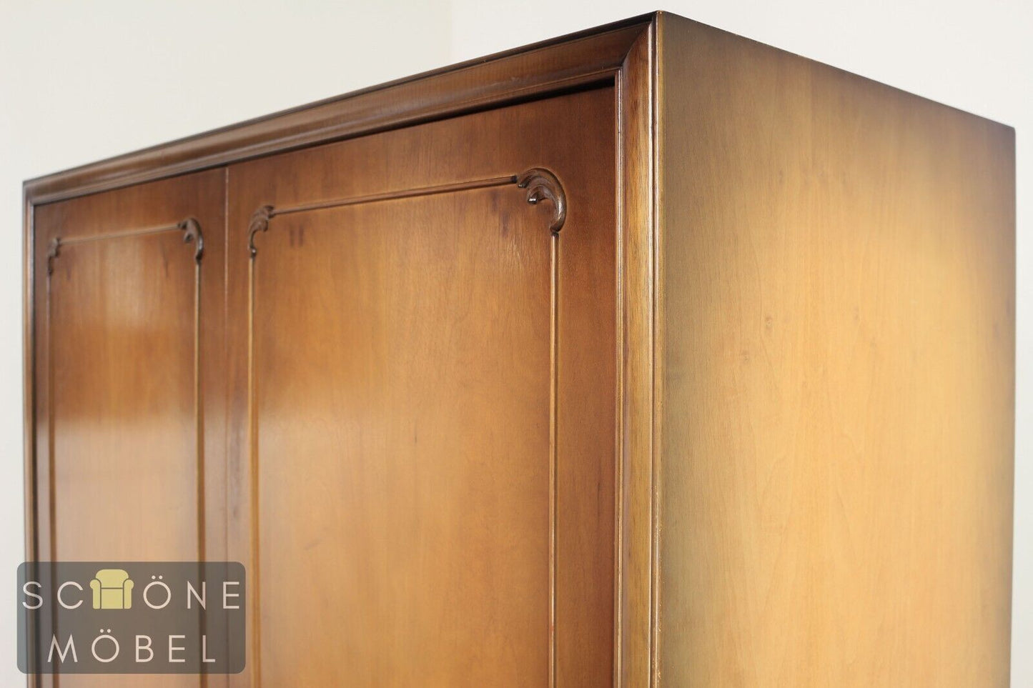 Chippendale Stil Kleiderschrank Wäscheschrank Kommode Schrank Made in Germany