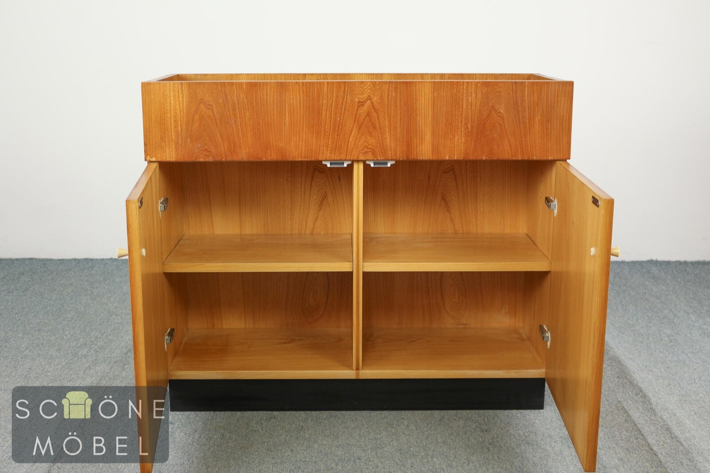 Cooles Vintage Sideboard Mid Century Kommode Anrichte Retro Blumenbank