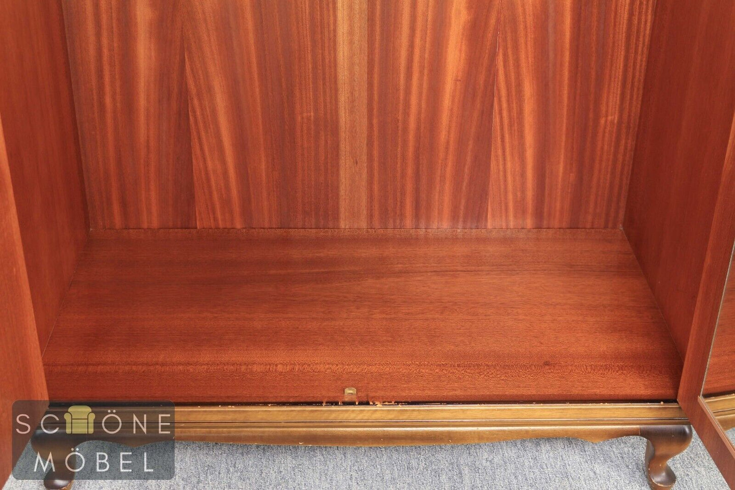 Chippendale Stil Kleiderschrank Wäscheschrank Kommode Schrank Made in Germany