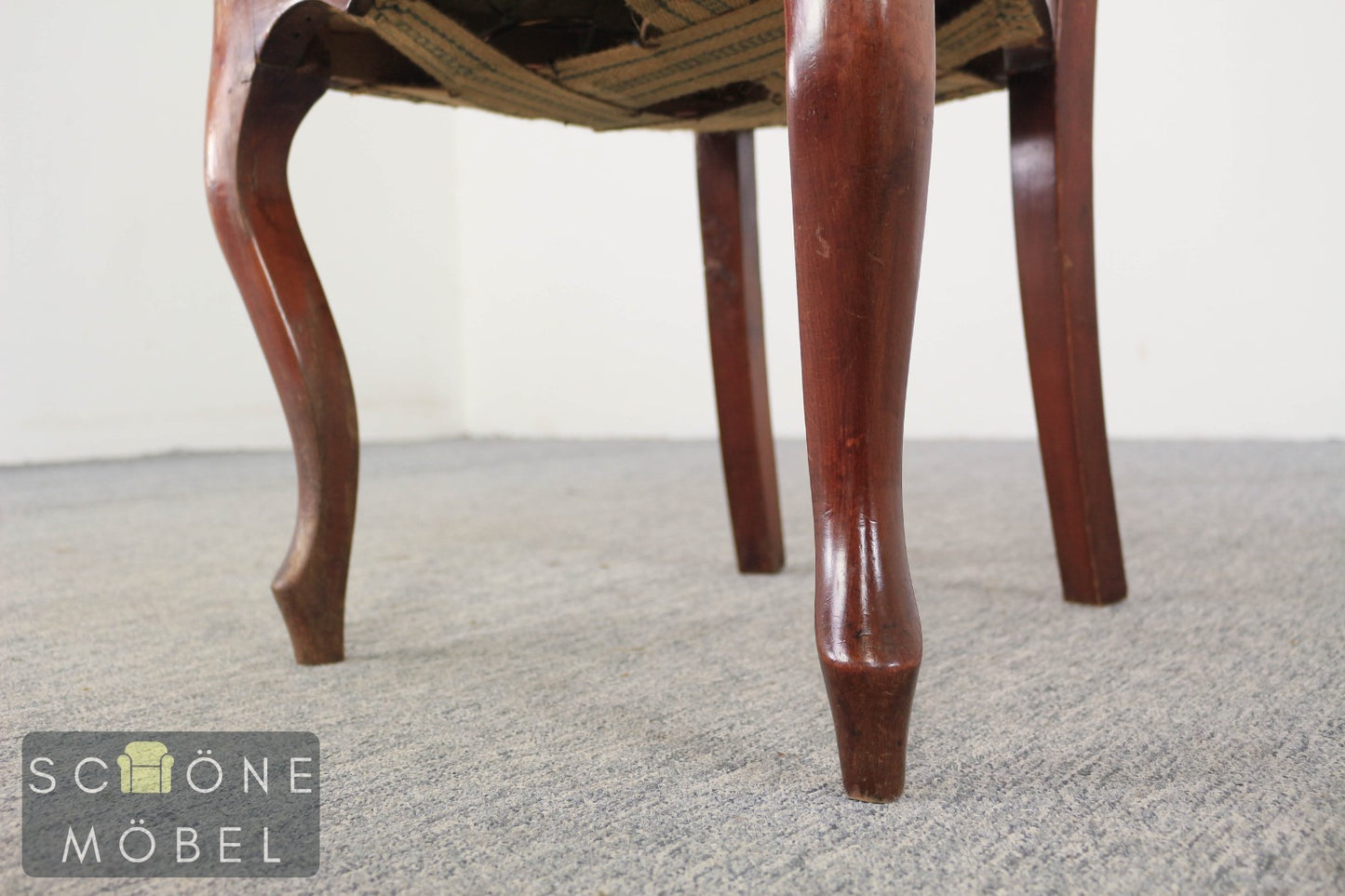 Set aus 6 elegante Rokoko Stil Polsterstühle Mahagoni Esszimmerstühle Vintage