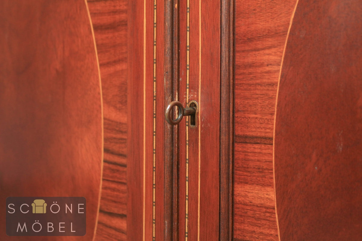 Edles Mahagoni Buffet im klassischen Design Vitrine Stauraum hochwertige Schrank