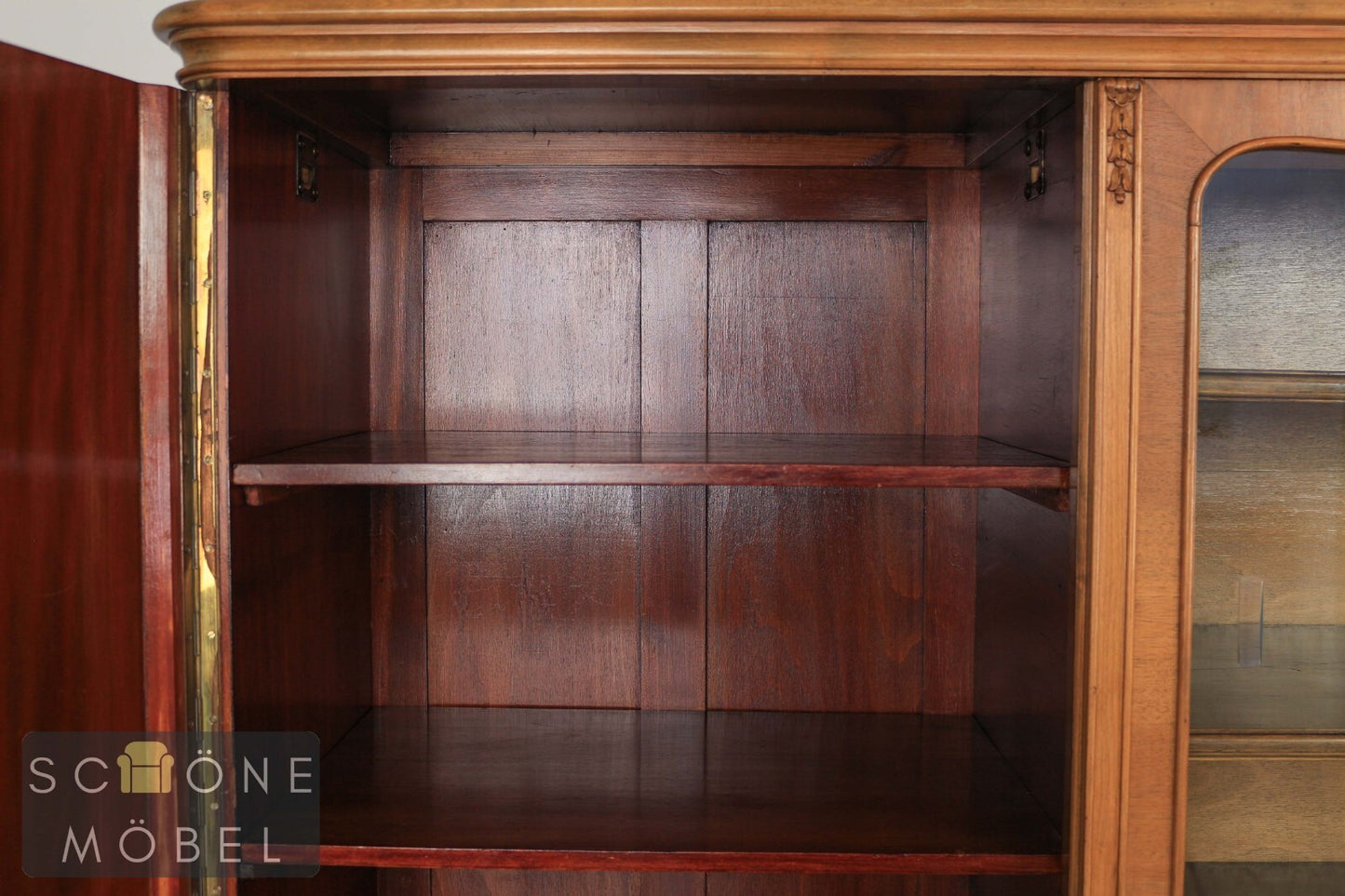 Chesterfield Schrank Landhausstil Vitrine Vintage  Glasschrank Geschirrschrank