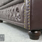 Neuwertiges Chesterfield Design Sofa 2 Sitzer Kunstleder Couch Armchair Englisch